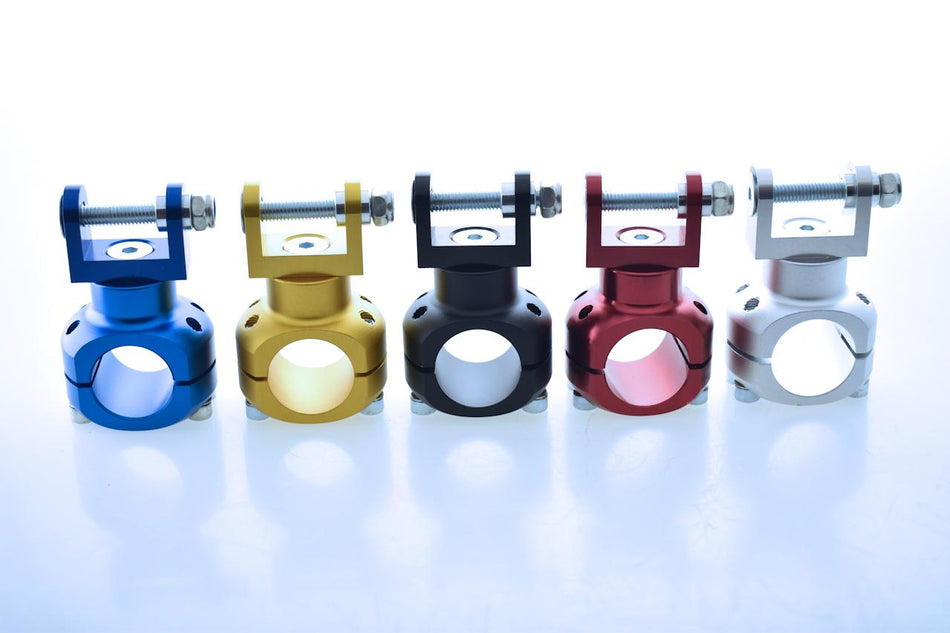 Halterung für Wasserpumpe, Rahmenklammer für 28 / 30 / 32mm Rohrrahmen, eloxiert (Bild 5) – keep-racing
